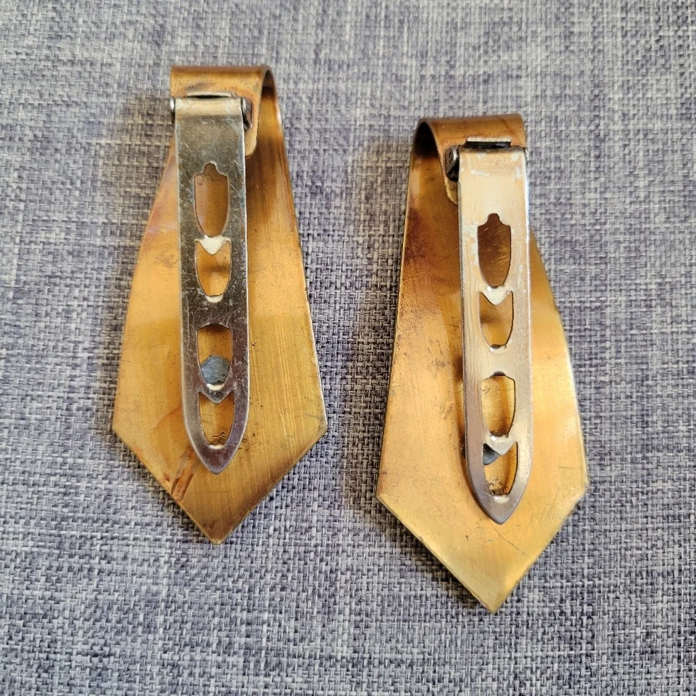 Pair Of Vintage Fur Clips